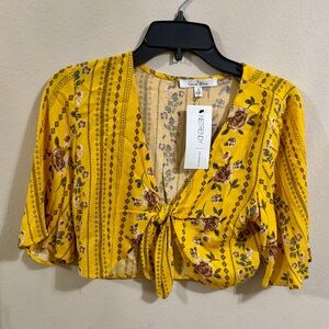 NWT NB Trendy Yellow Floral Boho Crop Blouse
